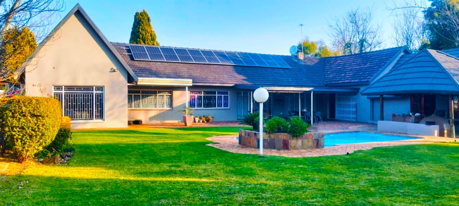 4 Bedroom Property for Sale in Baillie Park North West